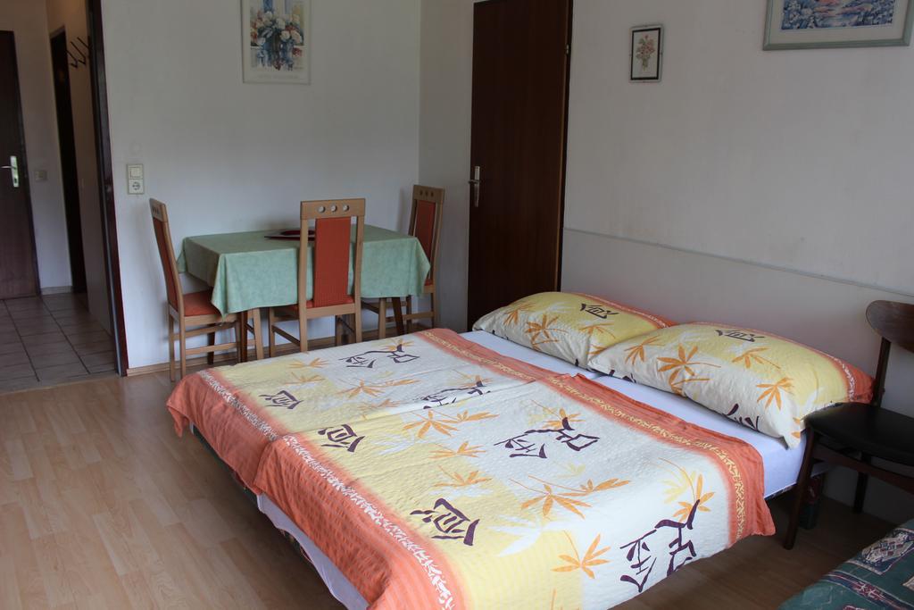 Apartments Krassnig Krumpendorf Room photo
